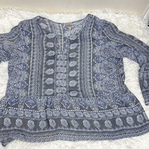 Como Vintage Blue and White Bell Sleeve Blouse - Picture 8 of 12